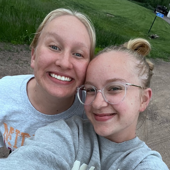 Meet your Posher, Mya - Picture 1 of 1